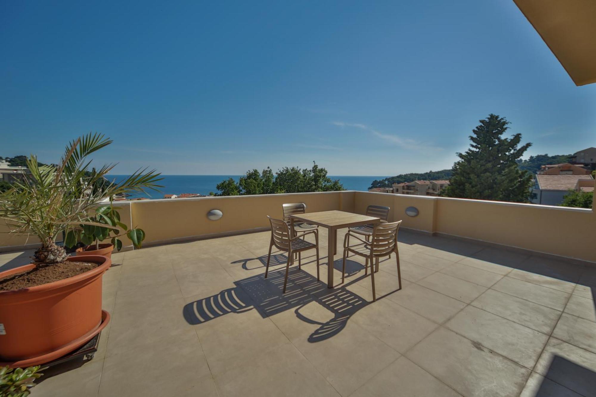 Apartmani Agape Petrovac Екстериор снимка