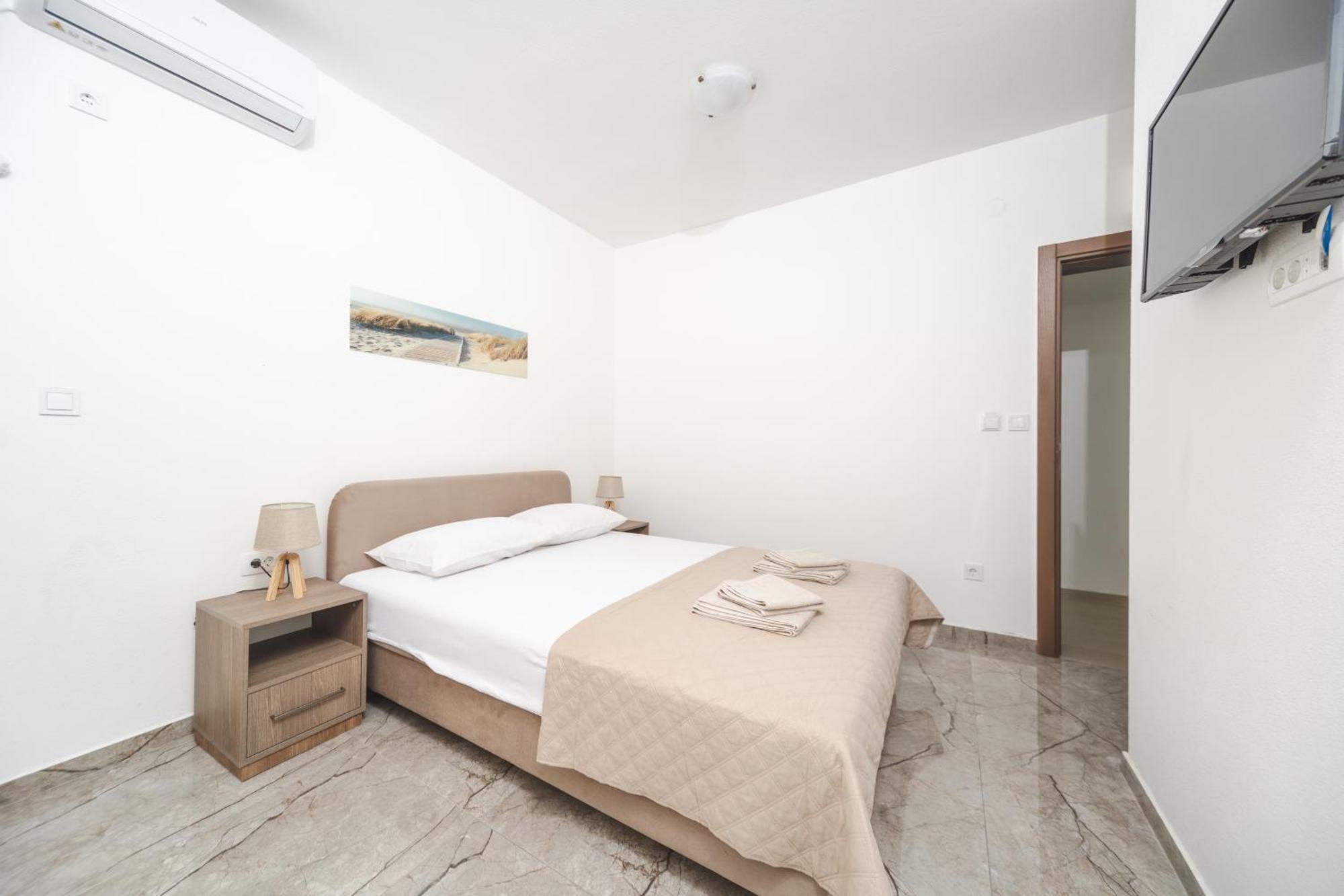 Apartmani Agape Petrovac Екстериор снимка