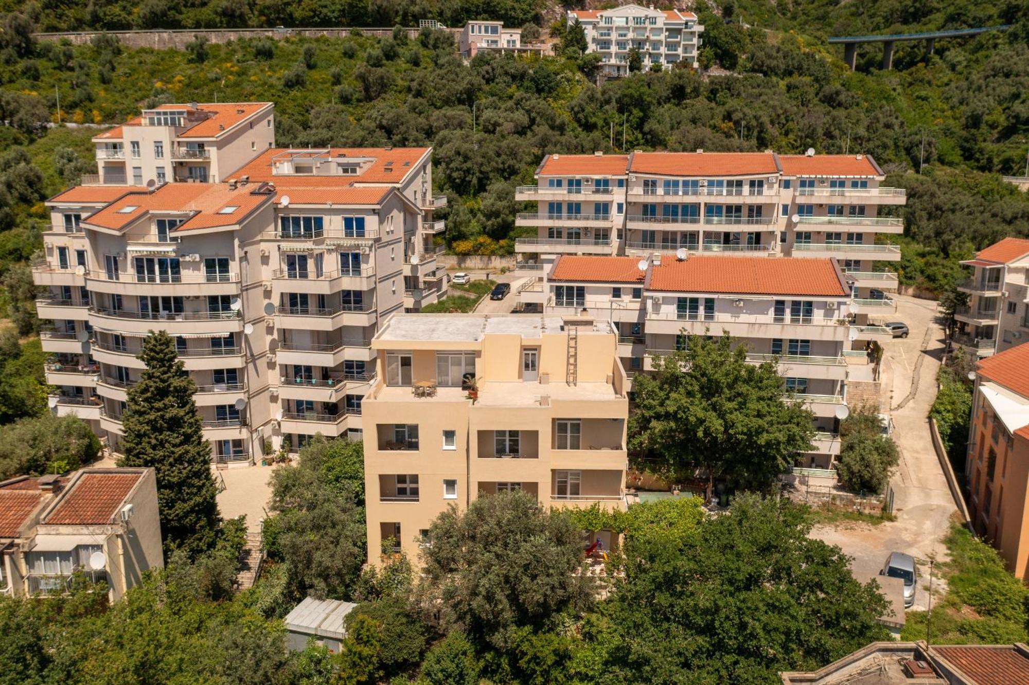 Apartmani Agape Petrovac Екстериор снимка