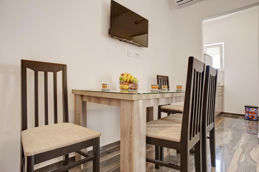 Apartmani Agape Petrovac Екстериор снимка