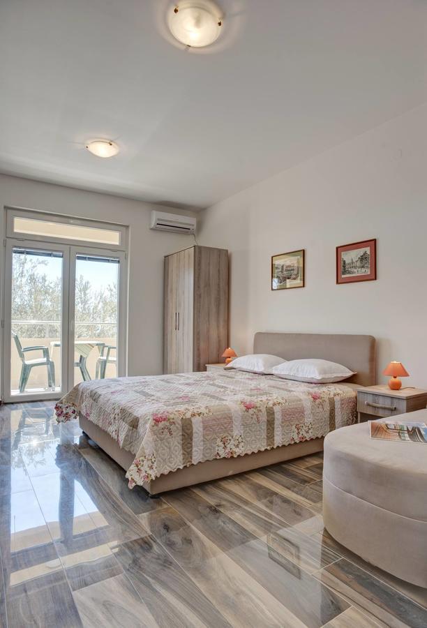 Apartmani Agape Petrovac Екстериор снимка