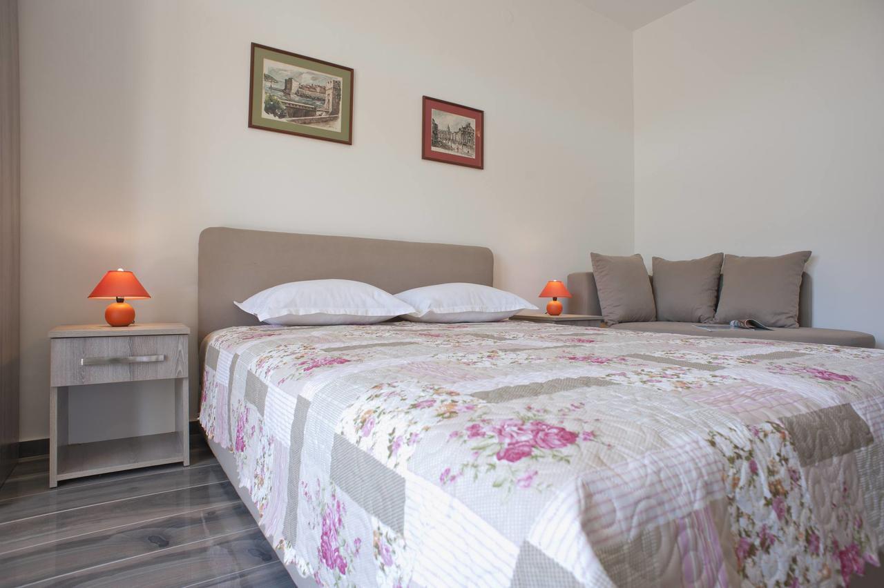 Apartmani Agape Petrovac Екстериор снимка