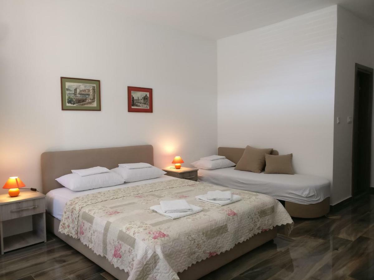 Apartmani Agape Petrovac Екстериор снимка